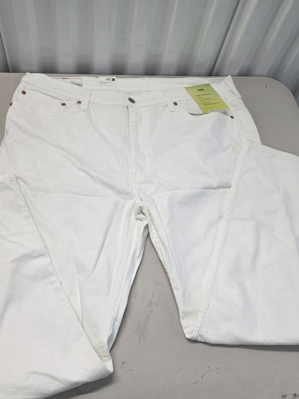 Levis 514 White Denim Flex Stretch Jeans Men's Size 40x30 NWT